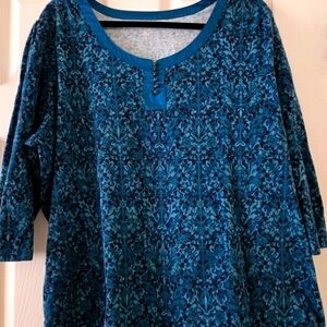 🤩🤩2 for 1 Tops in Vibrant Colors